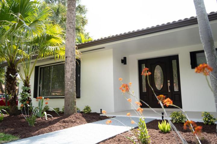 152 Miami Lakes